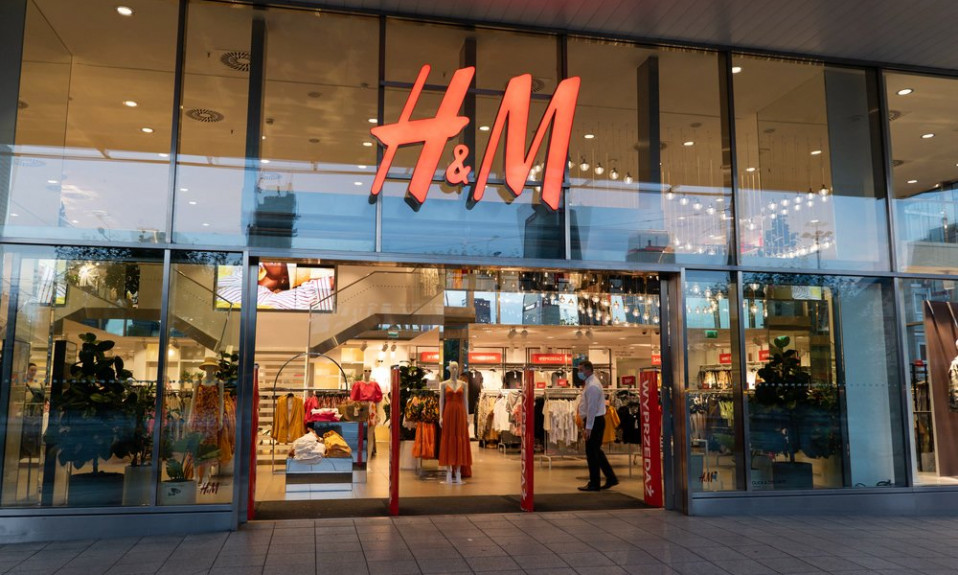 H&M shares tumble as CEO steps down
