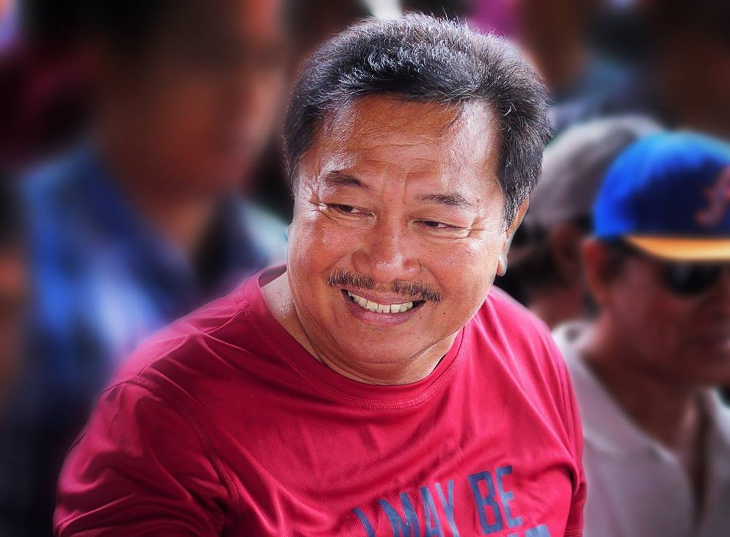 Alvarez throws all-out support behind Sara