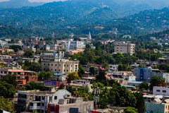6 Catholic missionaries, teacher kidnapped in Haiti
