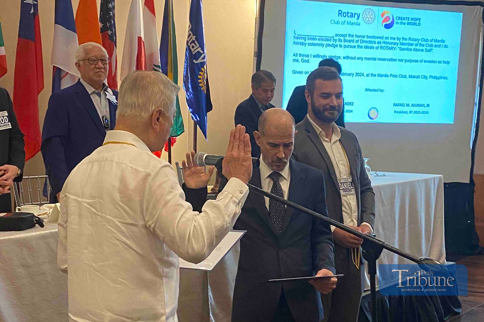 Spain Ambassador takes oath as honorary member of Rotary Club of Manila
