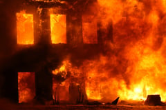 300 houses damaged in Parañaque fire