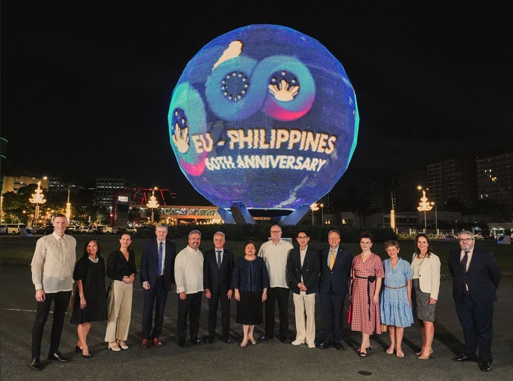 MOA Globe lights up to launch EU-Philippines 60th anniversary celebration