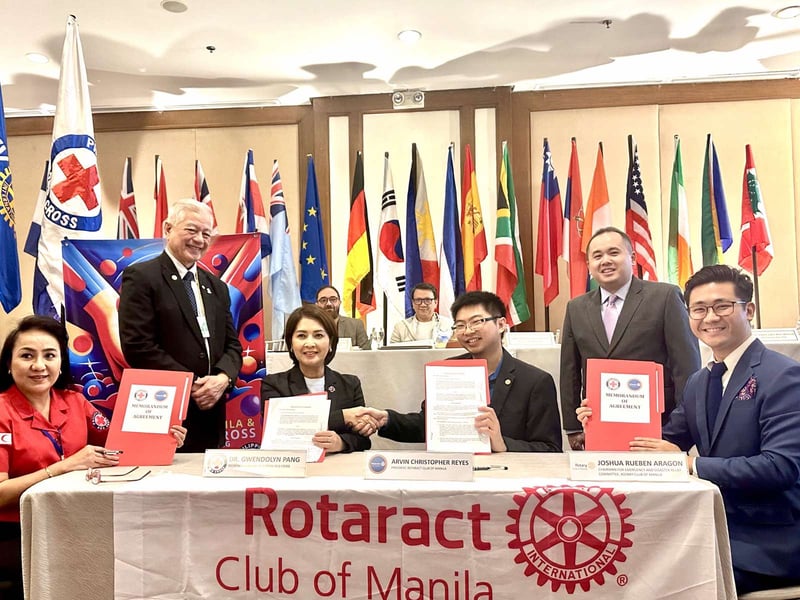 Rotaracts Manila, DLSU inks PRC MoA on blood donation