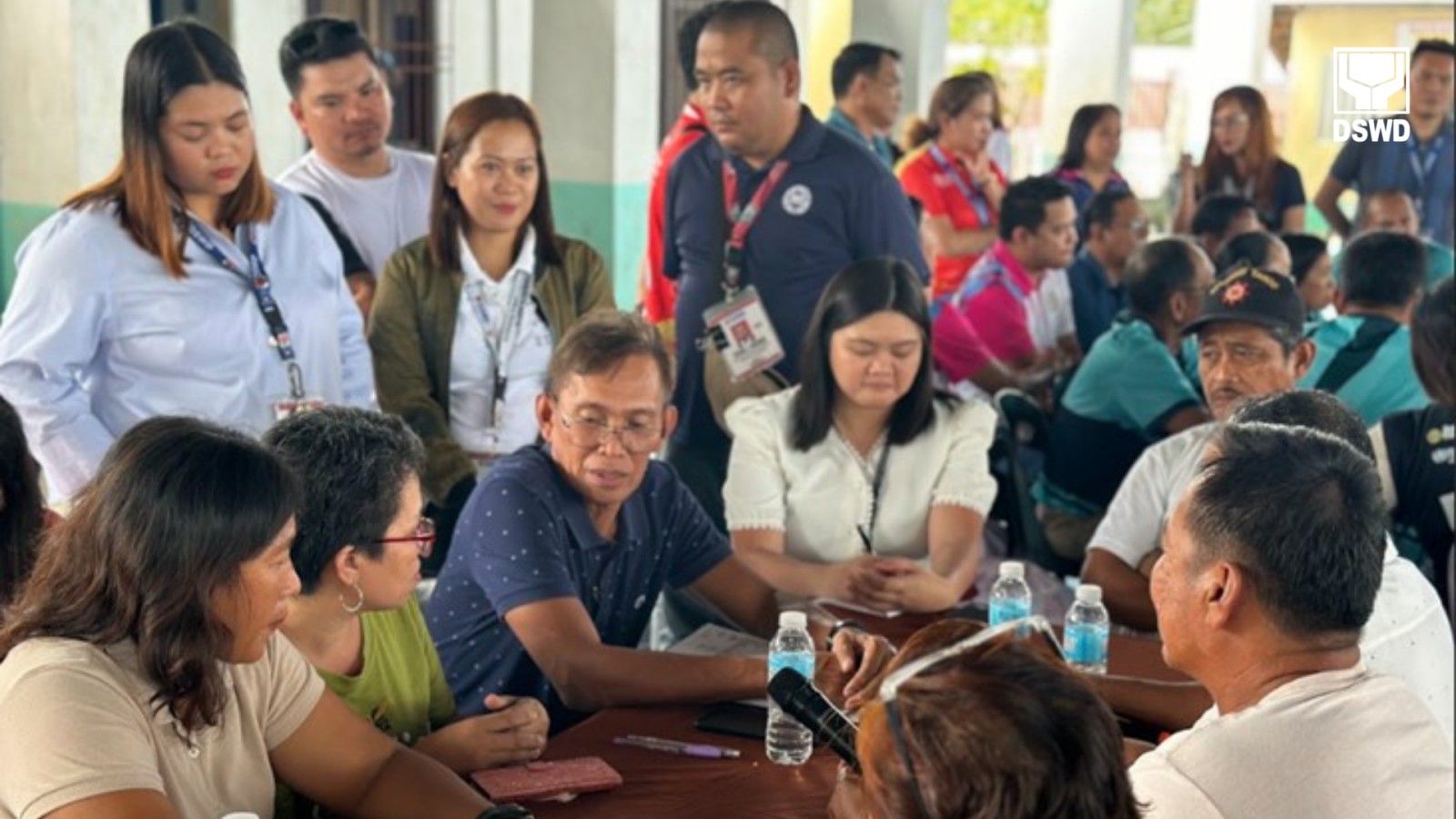 Landslide-hit families in Surigao del Norte get DSWD aid