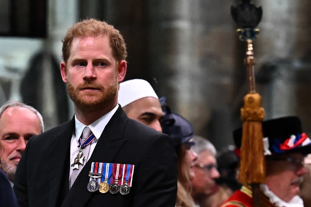 Harry jets in as King Charles's cancer 'caught early'
