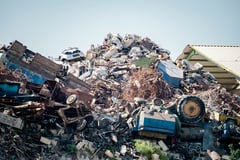 World must act to stem surge of polluting trash, UN warns