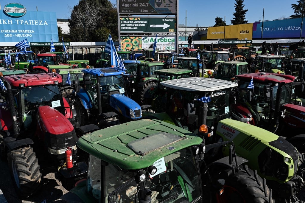 Tractors converge on Rome as farmers protest across Europe