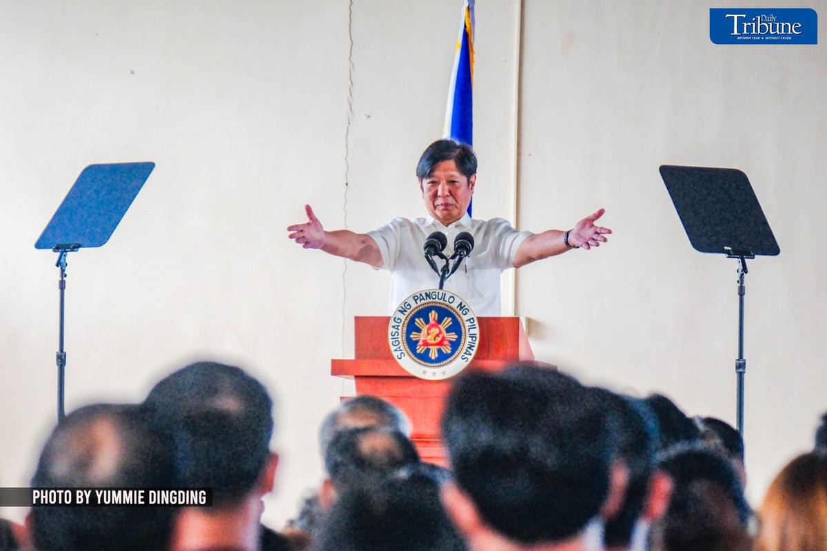 PBBM, Laurel interact with land owners in Pampanga