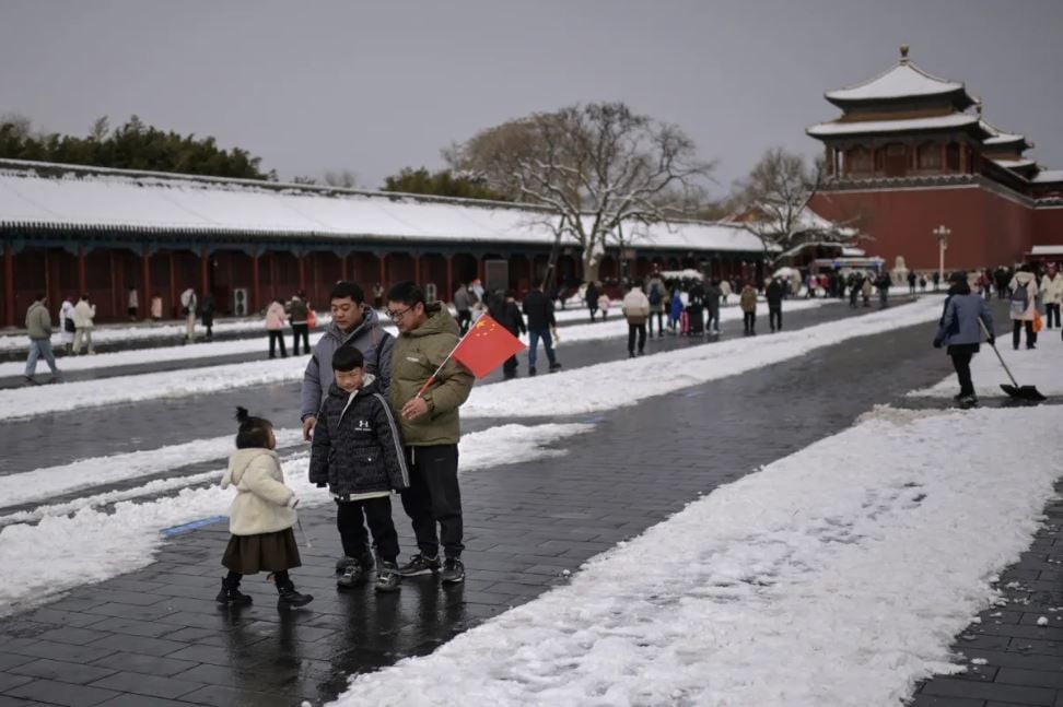 China warns of freezing weather 