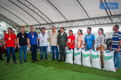 PBBM, DA chief give farm inputs in Agusan del Sur