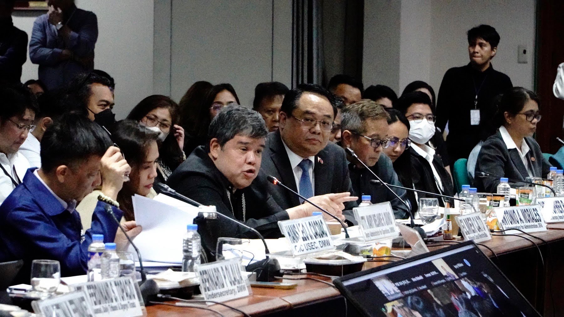 Representatives of the National Bureau of Investigation and Foreign Affairs official, Undersecretary Eduardo de Vega and Consul General in Milan Elmer Cato (3rd and 4th from left, top photo) narrate their side to the committee, which heard cases on the OFW’s Financial Literacy Enhancement Act, Massive Illegal Recruitment Schemes and Alleged Illegal Practices of Pinoy Care Visa Center.