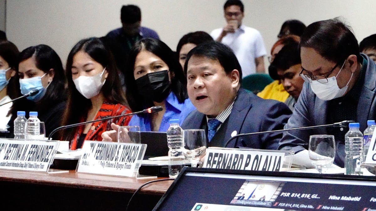 Atty. Ferdinand Topacio (lower right) represents the DAILY TRIBUNE, which carried a series of stories on the issue involving Alpha Asistenza.