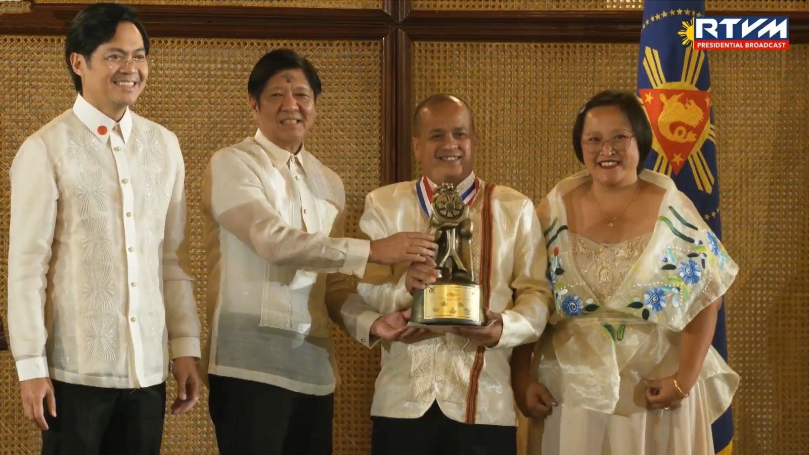 DSWD Cordillera personnel honored at Dangal ng Bayan Awards