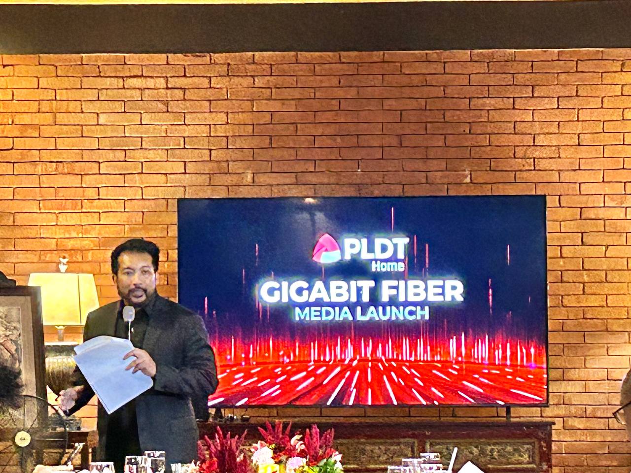 PLDT brings premium connectivity to more high-end marts