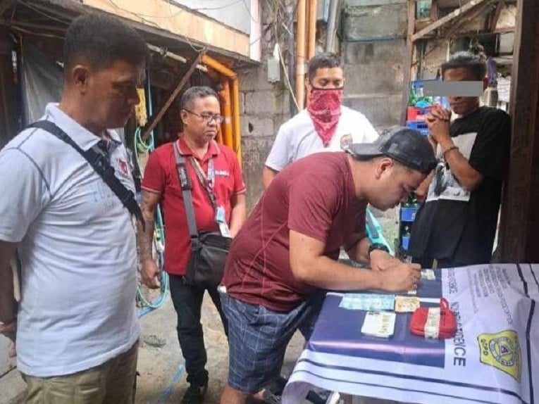 QCPD buy-bust ops yields P374K worth of shabu

