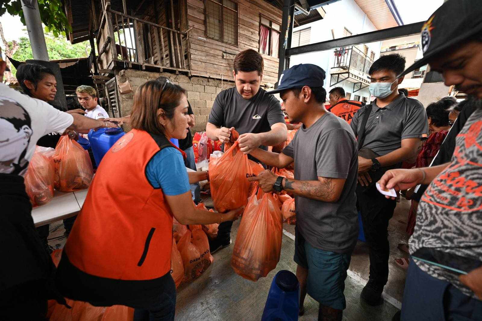 Landslide, flood victims in Davao Region get aid