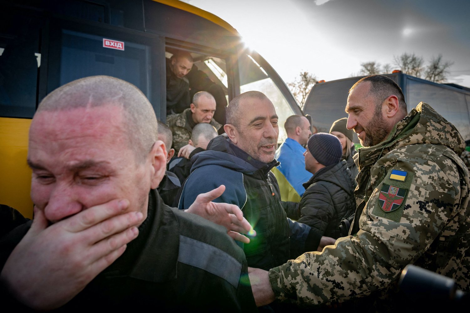 Russia, Ukraine exchange hundreds 
of prisoners