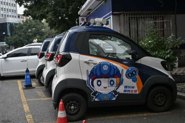 Cheap Chinese mini-EVs hog spotlight