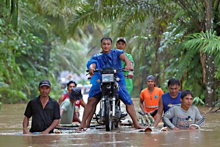 Death toll from Mindanao landslides, floods rises to 14