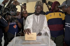 Senegal anti-establishment candidate wins presidency