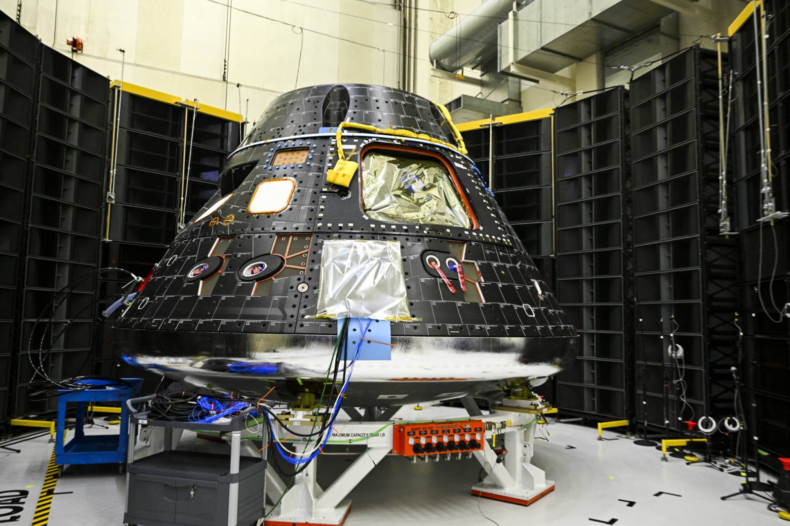 NASA’s Artemis II crew rehearses splashdown