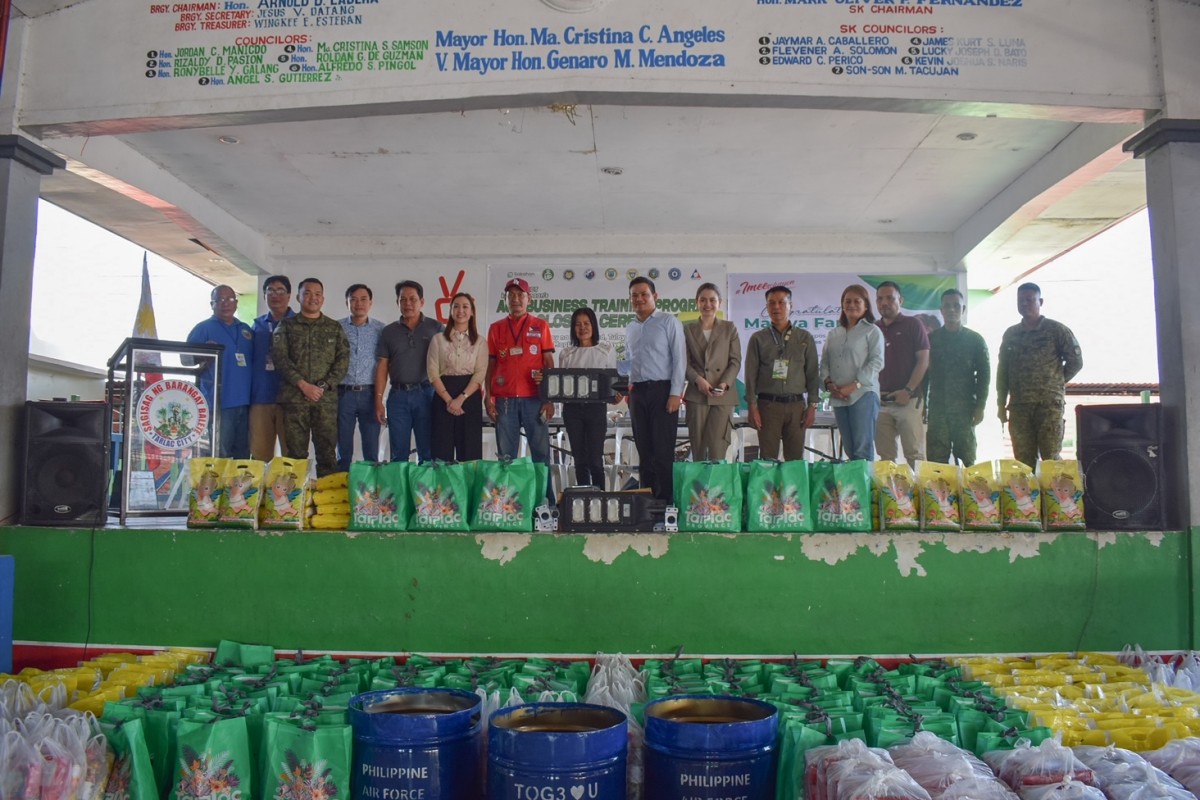Tarlac farmers get  nursery training
