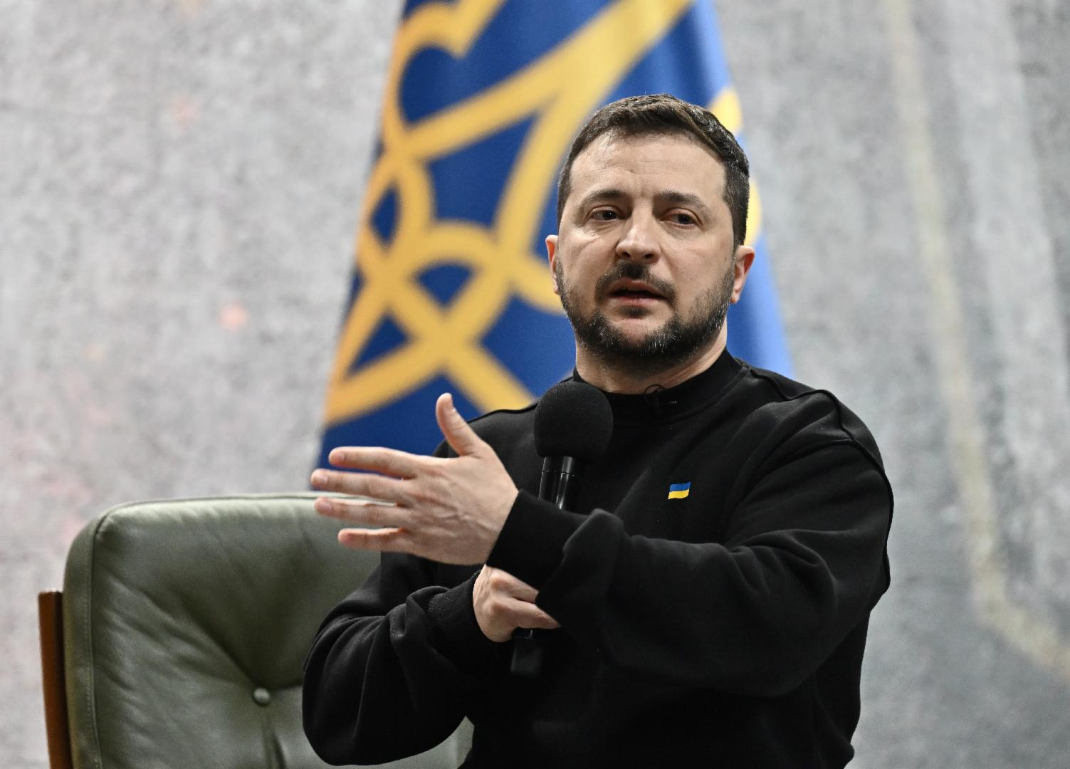 Zelensky calls for air shield after missiles target Kyiv