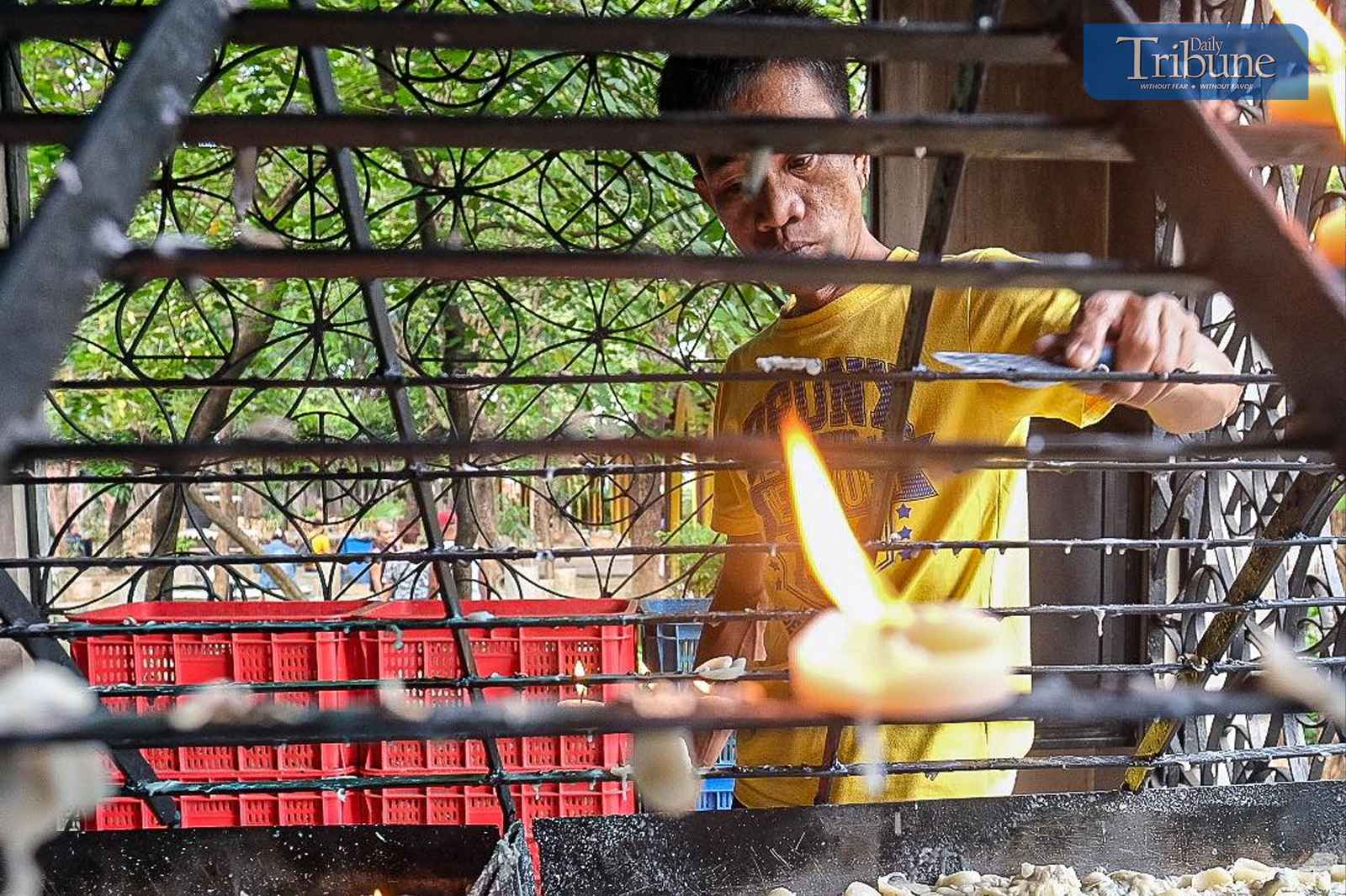 Baclaran Church prepares for Palm Sunday