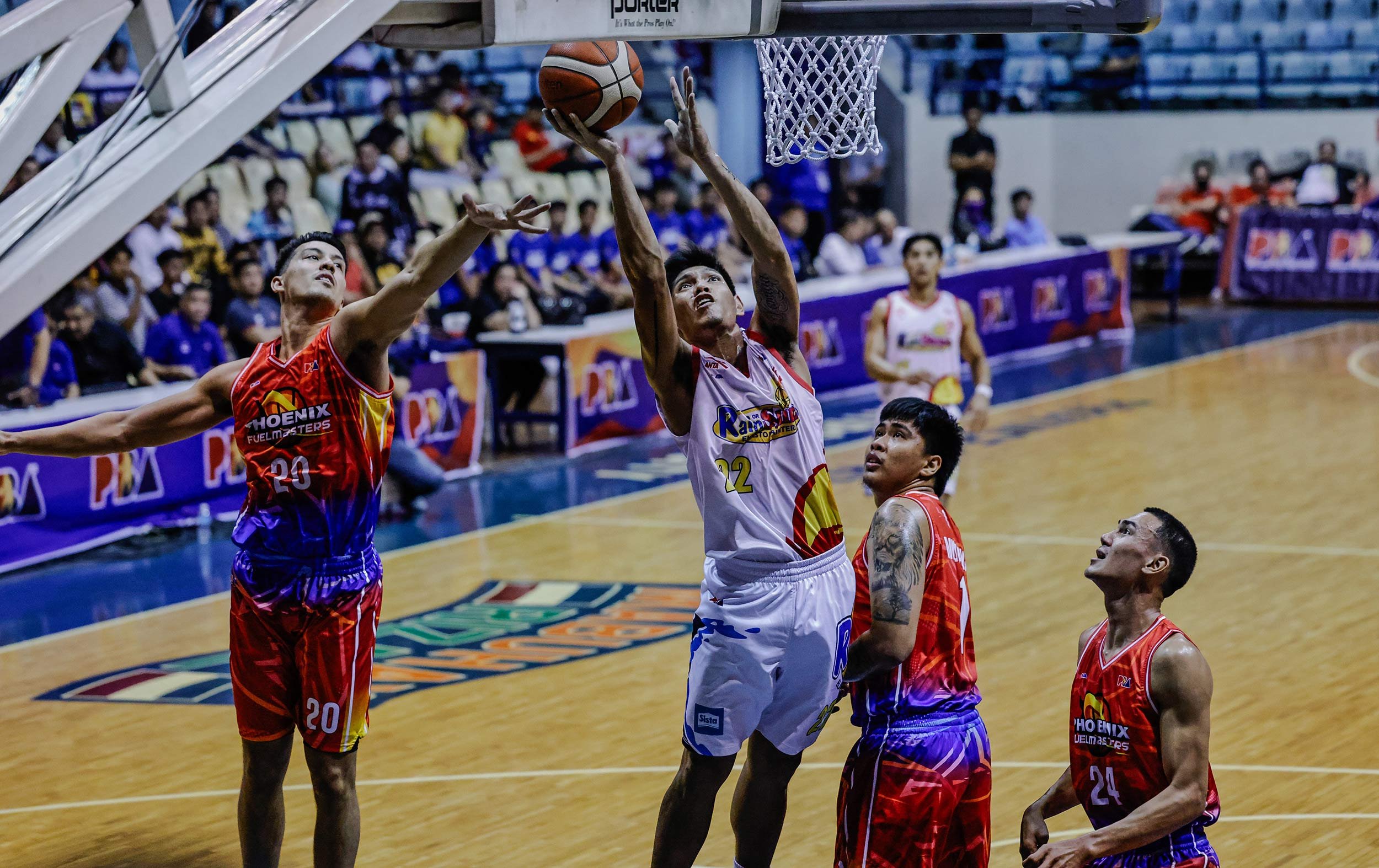 ELASTO PAINTERS BINASAG ANG FUEL MASTERS
