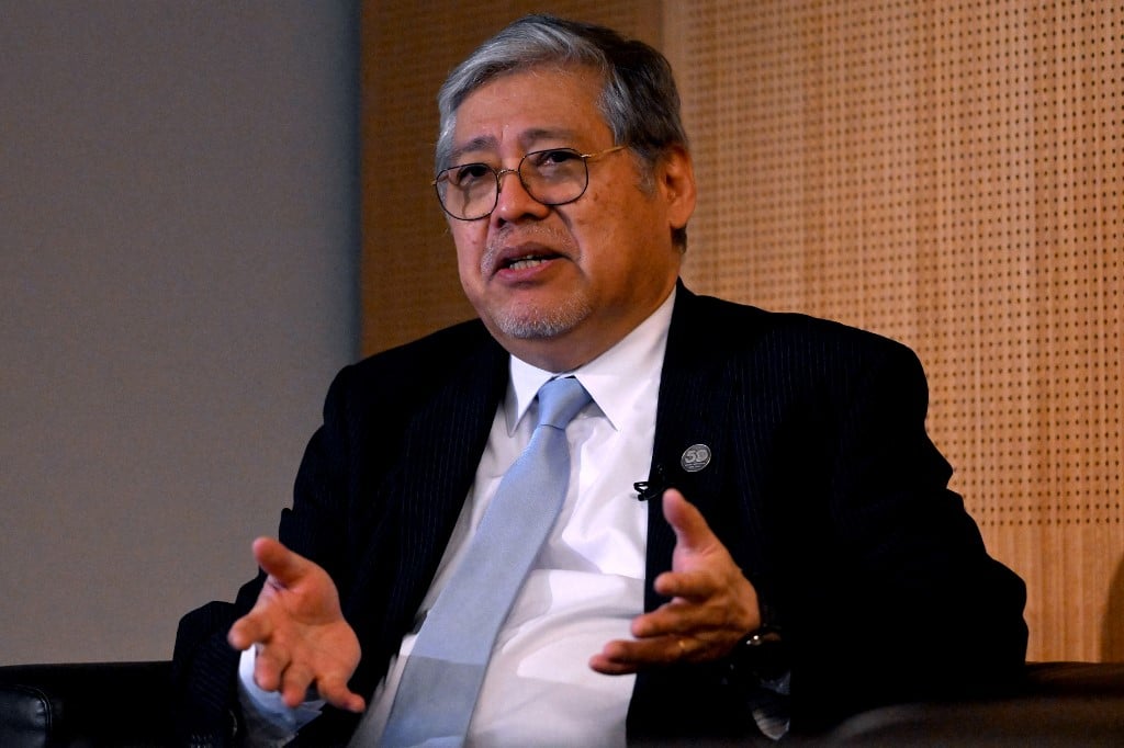 DFA chief to China: Stop harassing us