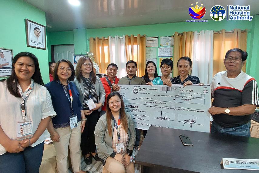 NHA, DSWD awards P450K to Region 11