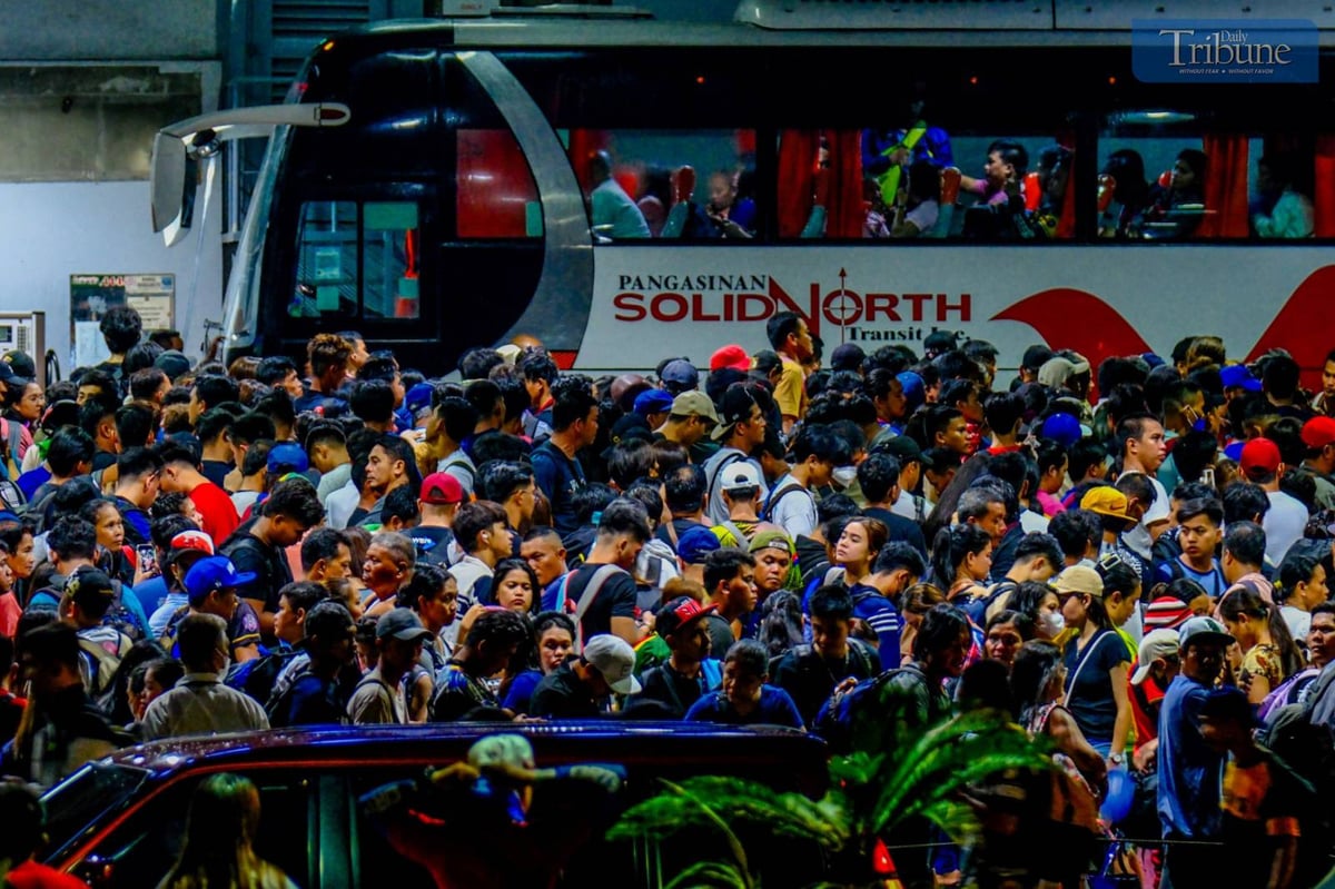 Commuters flock to bus terminals
