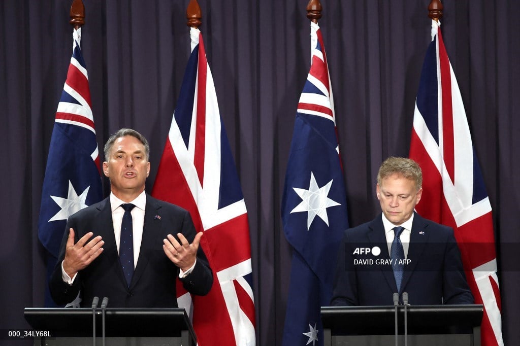 UK, Australia sign new defense pact