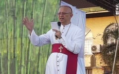 Choose reflection over leisure, Catholics urged