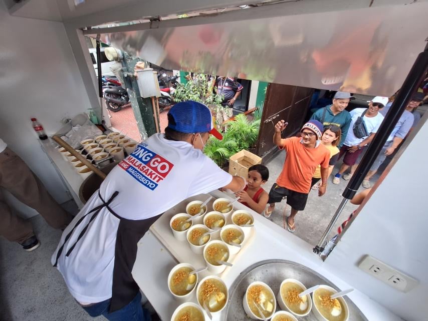 Bong Go supports fire victims in Mandaluyong City