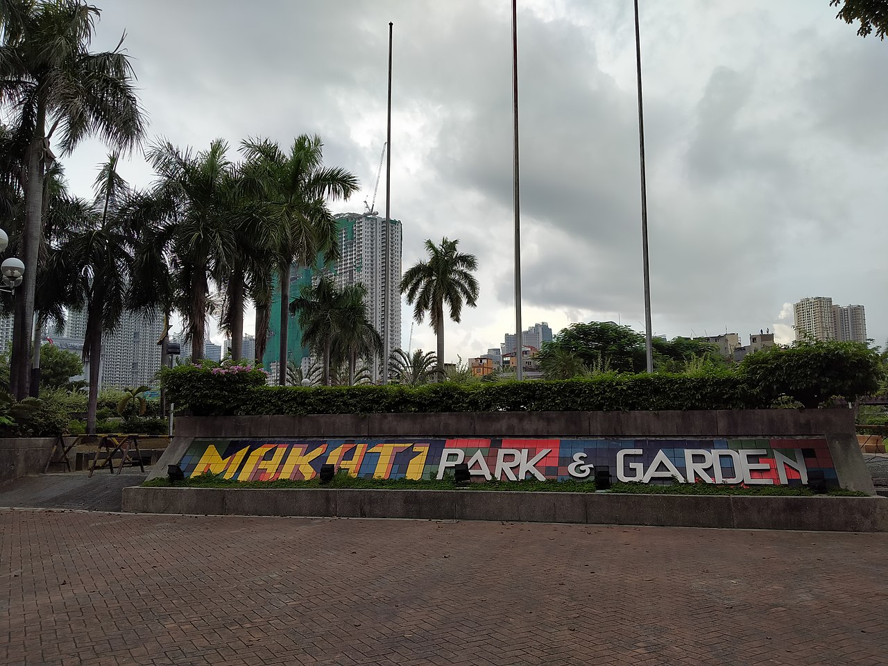 Makati legal officer: 'Makati Park needs no permit'