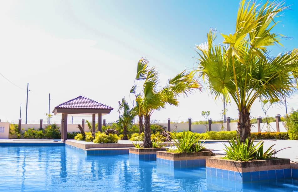 La Huerta is equipped with modern features and amenities including a community clubhouse that includes a swimming pool and other recreational facilities.