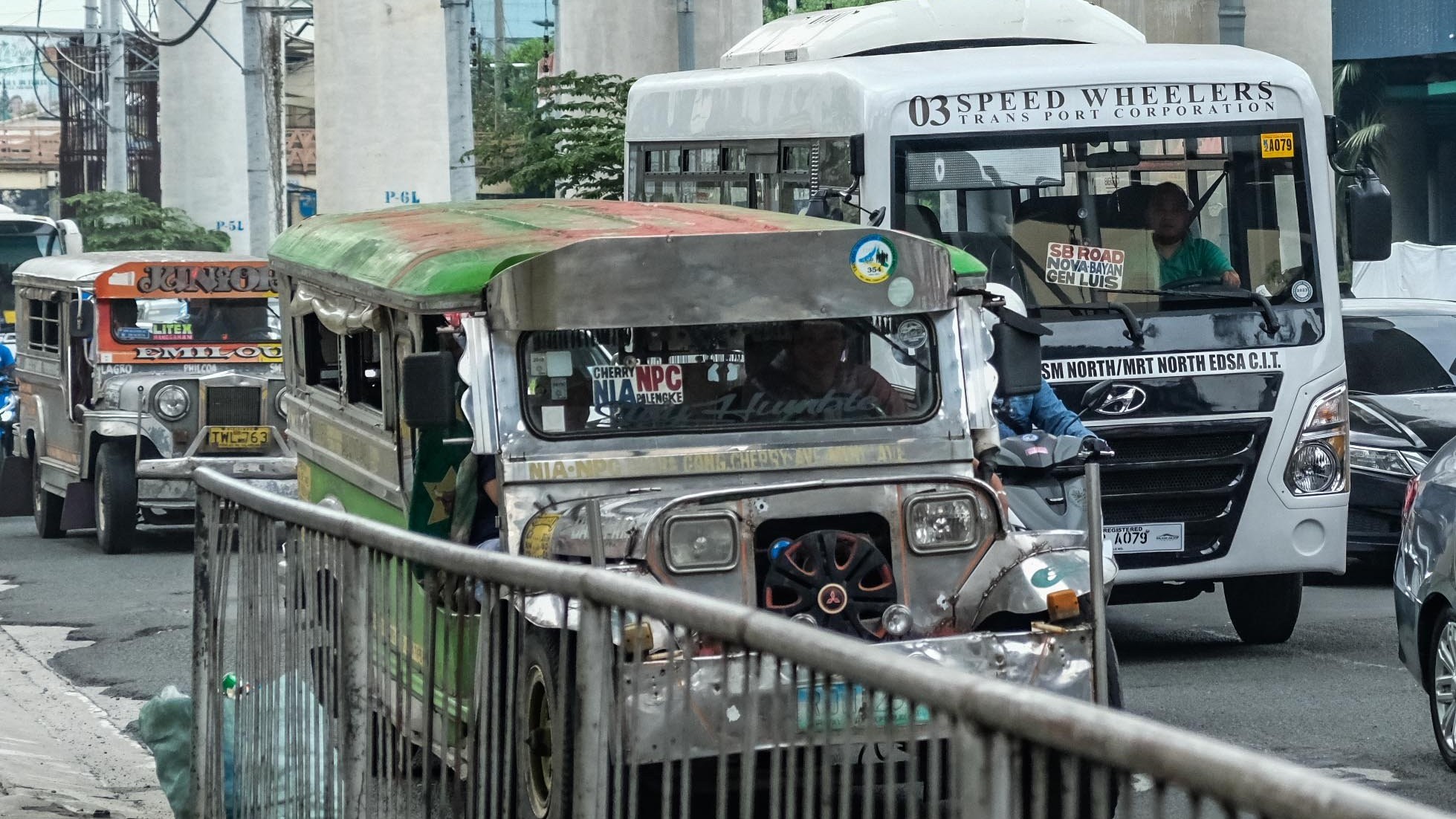Makabayan hits P10 fuel subsidy, urges tax suspension