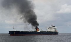 Houthi missile hits Chinese oil tanker