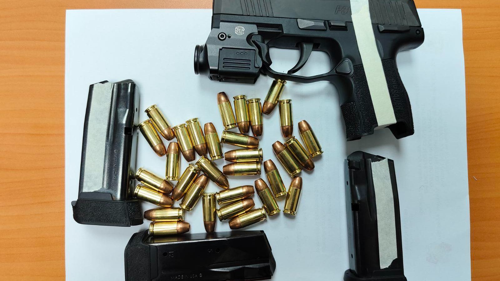 Bacoor cops nab two for illegal possession of firearms — QCPD