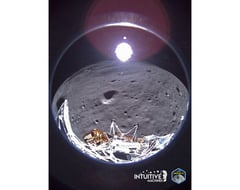 Low batt: Intuitive Machines
lander sends final picture