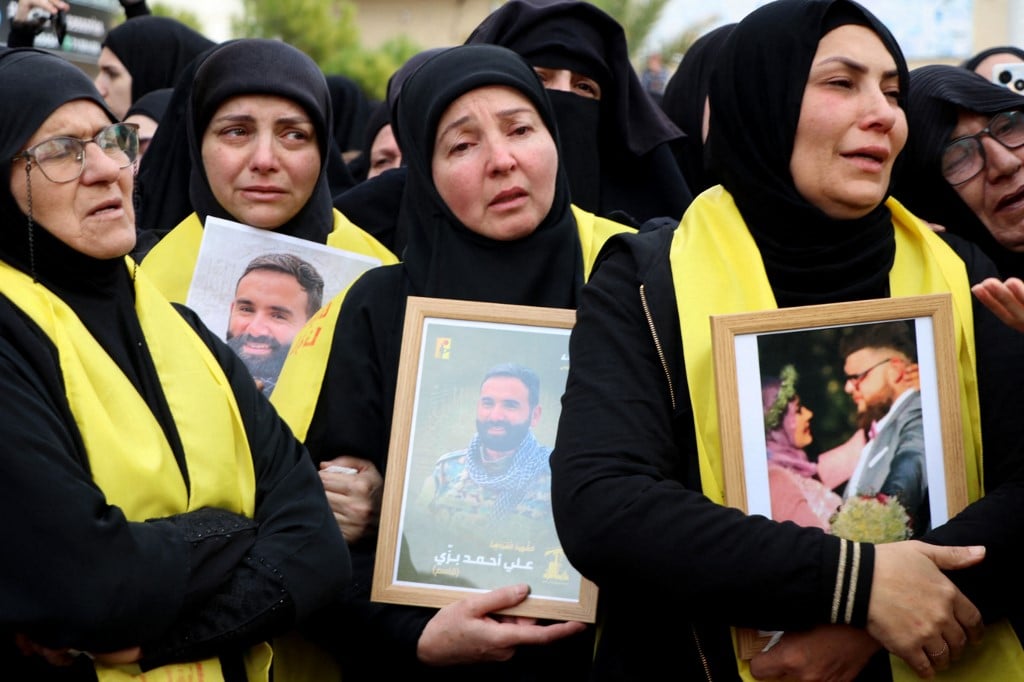 Hamas-linked group in south Lebanon says strike kills 7