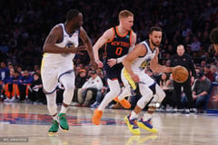 Curry's bounce-back game carries Warriors over Knicks