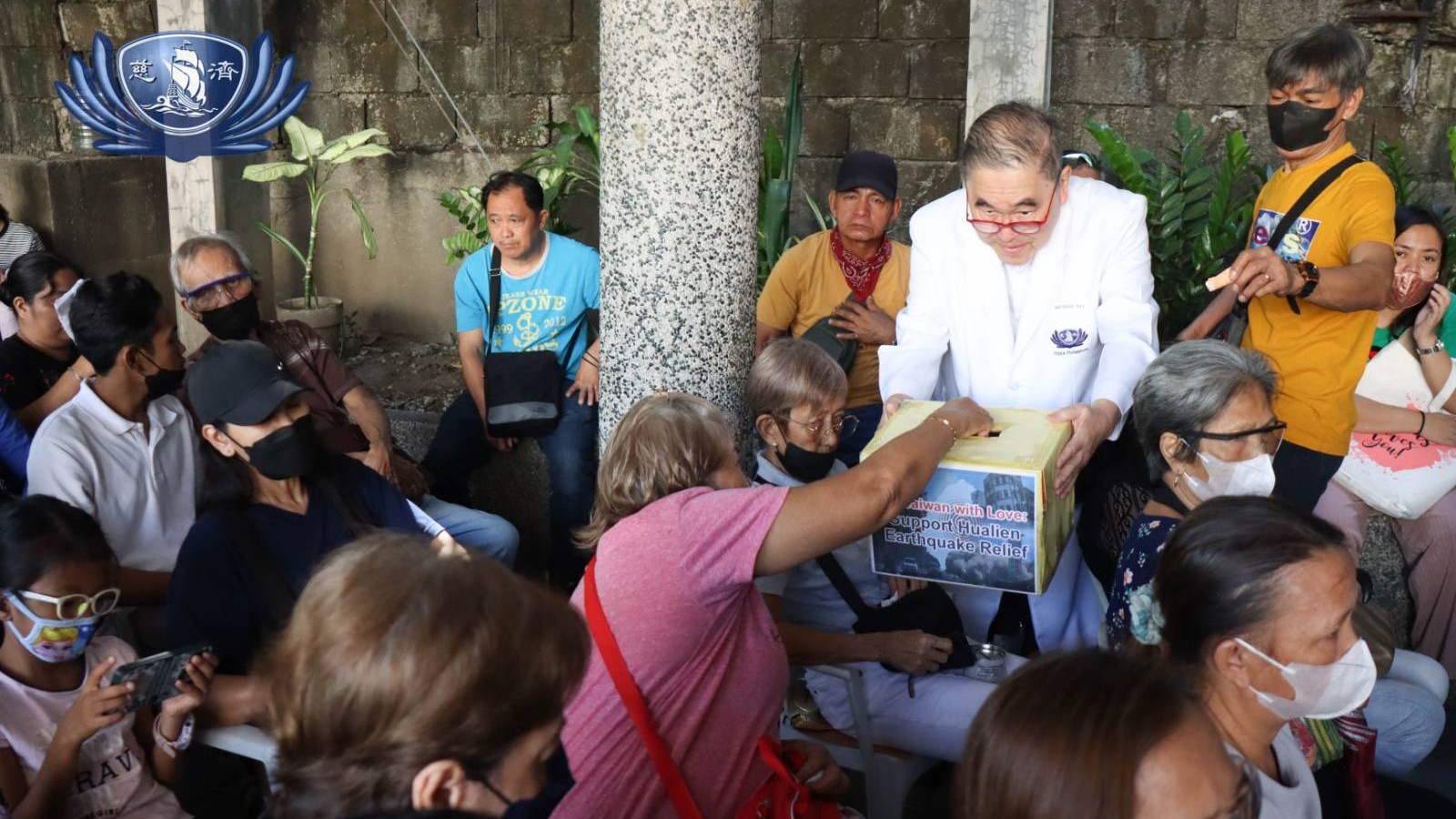 Tzu Chi Foundation holds donation drive for Taiwan earthquake victims