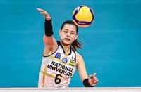 VANGIE Alinsug and the NU Lady Bulldogs flaunt their might to book a straight-set win over the FEU Lady Tamaraws and bag the twice-to-beat advantage in the Final Four of Season 86 UAAP women’s volleyball tournament.