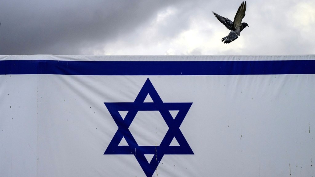 Israel gov't extends amnesty deadline for caregivers