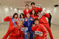‘RUNNING Man’s Season 2 cast with Korean rapper and host Haha (middle).
