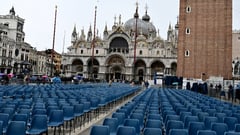 Pope heads to Venice in first trip for months