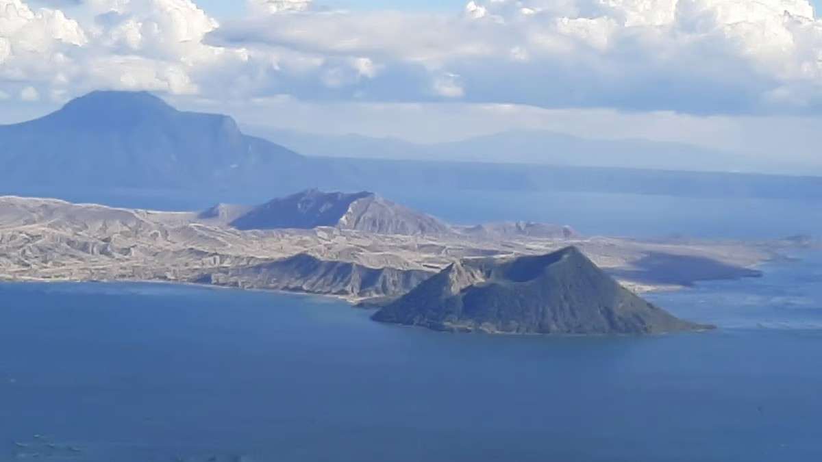 Phreatic eruption, 5 volcanic quakes recorded in Taal