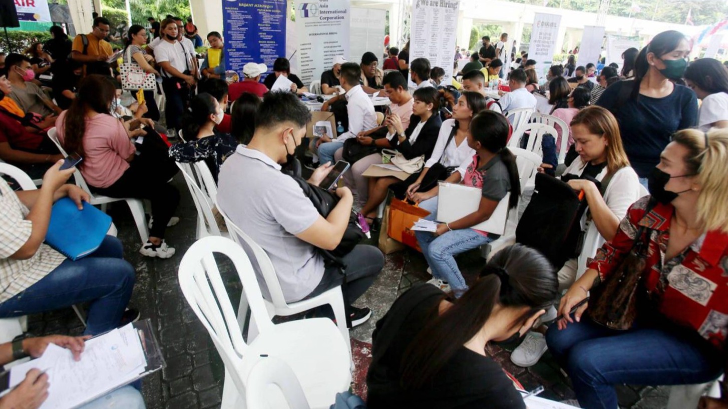 Unemployment rises to 4.4% from 2024 amid ‘floodgate’ slowdown